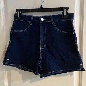 denim shorts white stitching